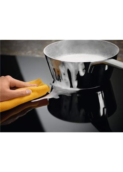 ELECTROLUX Indukčná varná doska EIS82449 ELECTROLUX Indukčná varná doska EIS82449